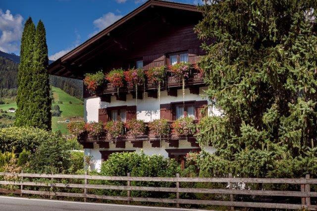 Gaestehaus Kastenhof Sankt Johann im Pongau Dış mekan fotoğraf